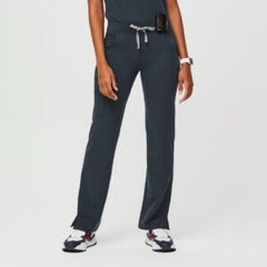Figs Women's Kade Tall Cargo Scrub Pants - Dark Harbor - Medium Tall